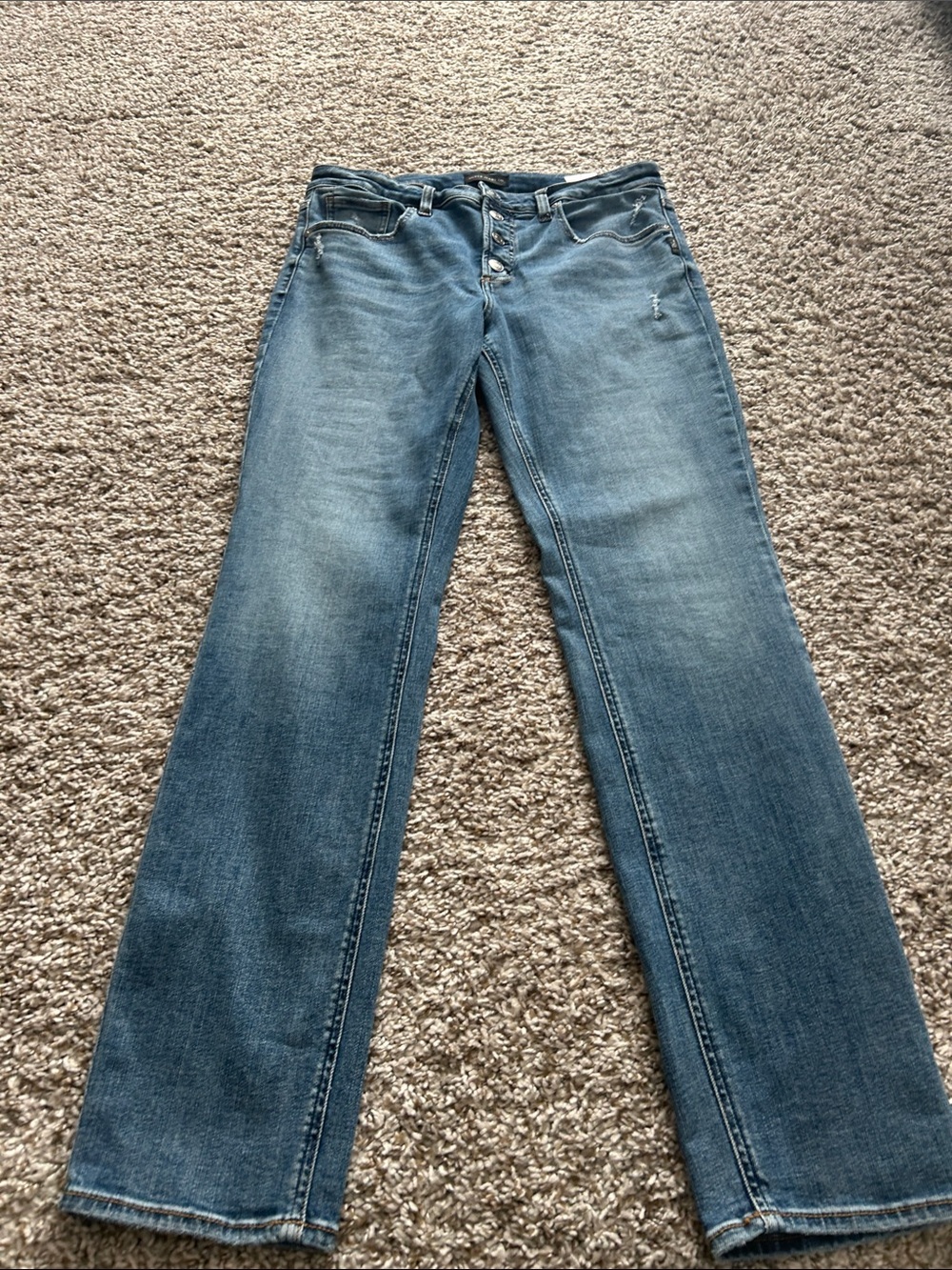 Silver Jeans Women's Light-Mid Blue Straight Leg Jeans